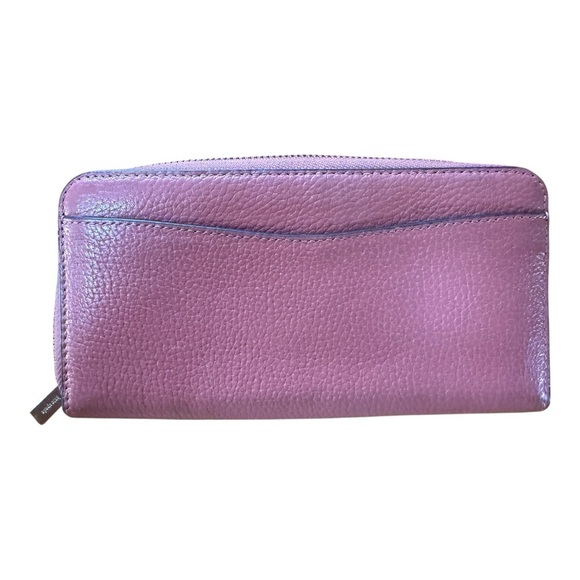 Kate Spade Pink Leila Large
Continental Leather Wallet Gold tone Hardware - Picture 2 of 8